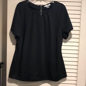 Black peblem top